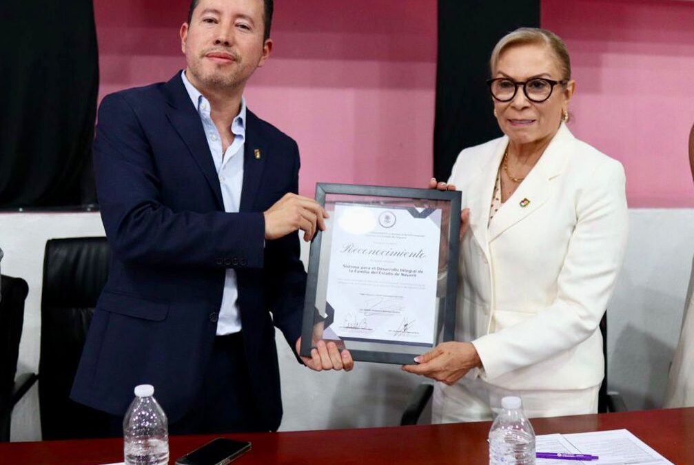 En el Marco del Día Internacional del Derecho al Acceso Universal a la Información, el Sistema DIF Nayarit, suscribe Convenio de Colaboración con el ITAI Nayarit